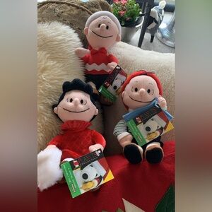 NWT Peanuts Collection Lucy, Linus & Charlie Brown 8”H
